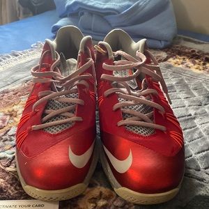 LeBron mint condition fire red nice throw back